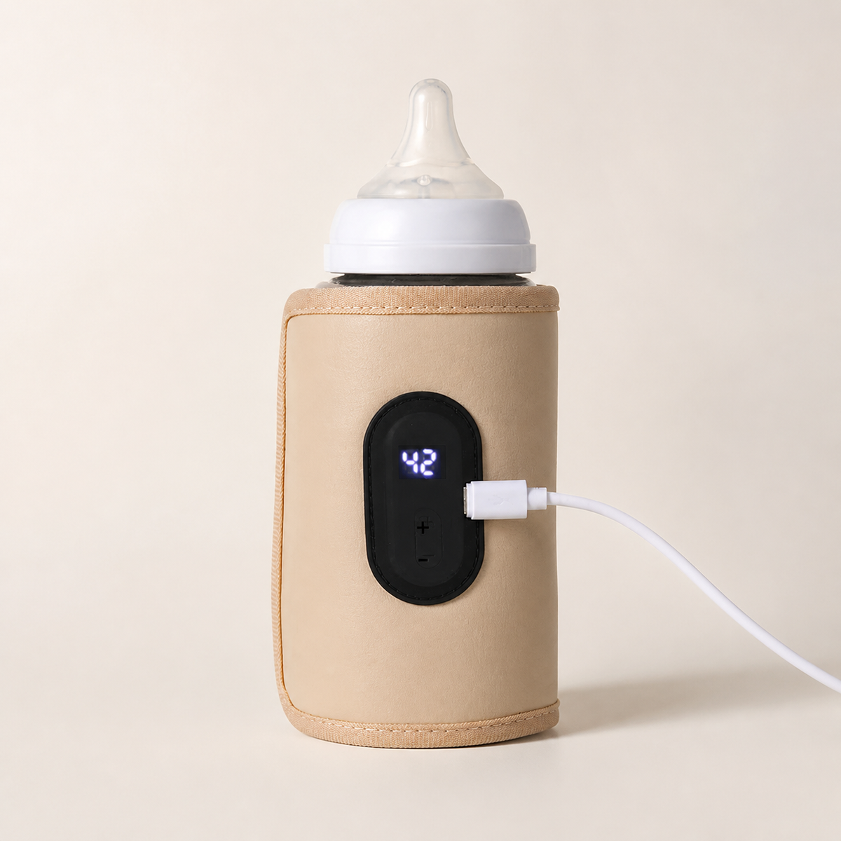 Chauffe-biberon nomade numérique Bibimood sur fond clair